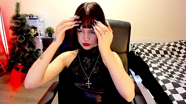 LiyaLuna online show from December 17, 1:38 pm