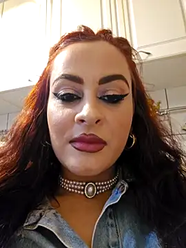 Snapshot of ShineBright88 chatting on February 24, 7:59 pm ShineBright88 online show from February 24, 7:59 pm