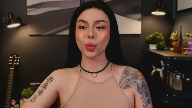 LUNACOCKSLAYER online show from November 1, 6:08 am