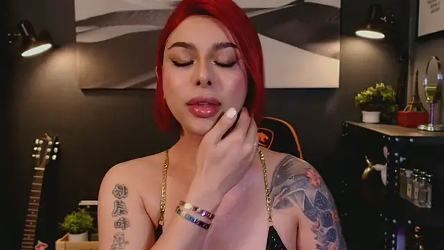 LUNACOCKSLAYER online show from December 5, 7:01 pm