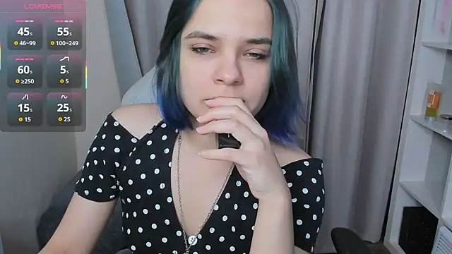 Snapshot of Gina_Dawson chatting on November 29, 10:04 am Gina Dawson online show from November 29, 10:04 am