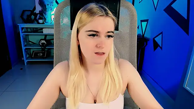 Stef Nicks online show from March 28, 9:10 am