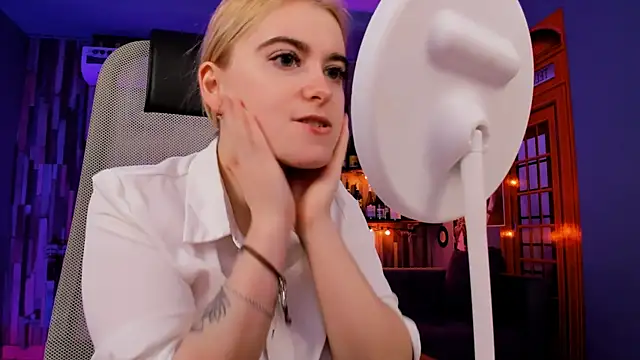 Stef Nicks online show from February 23, 9:10 am