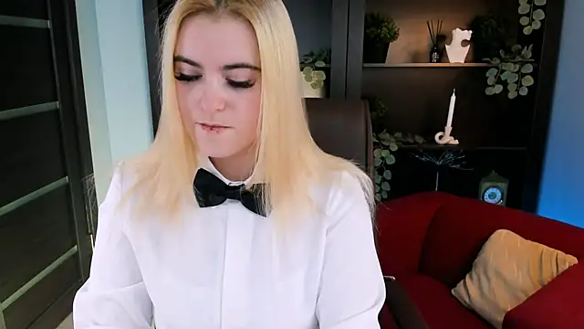 Snapshot of Stef_Nicks chatting on November 21, 5:17 am Stef Nicks online show from November 21, 5:17 am