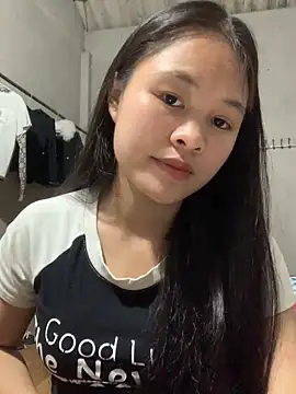 NhuFox online show from September 9, 1:42 pm