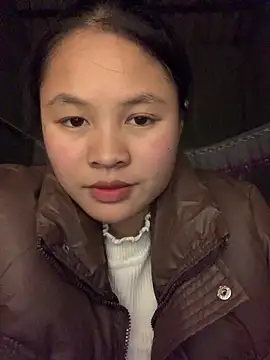 NhuFox online show from December 1, 1:01 pm