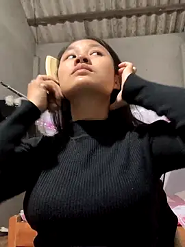 NhuFox online show from November 3, 1:33 am