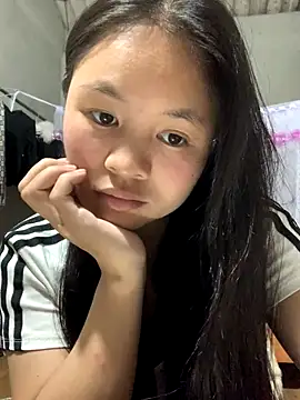 NhuFox online show from September 14, 1:22 pm