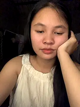 NhuFox online show from September 19, 1:37 pm