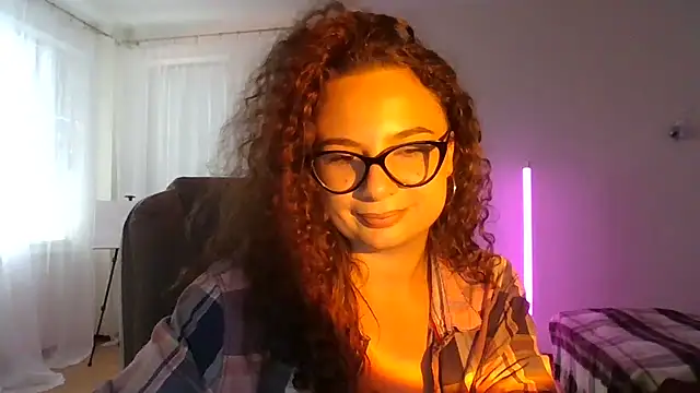 StarBlazee online show from October 1, 2:21 pm