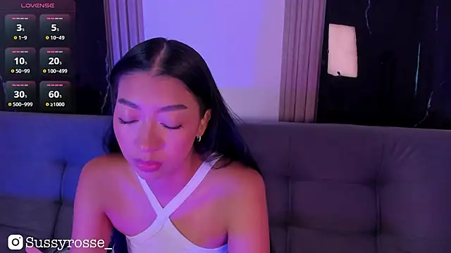 Sussyrosse  online show from February 5, 8:48 pm