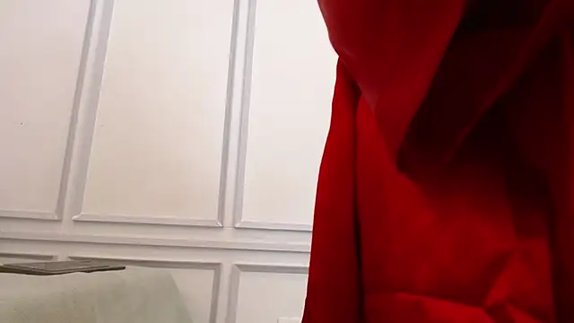 MiiaLane online show from March 6, 12:22 pm