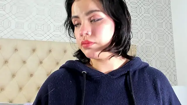 SuccubusDolly online show from December 17, 8:25 pm