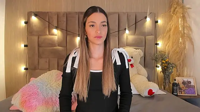 ClaradelMar online show from February 23, 10:16 am