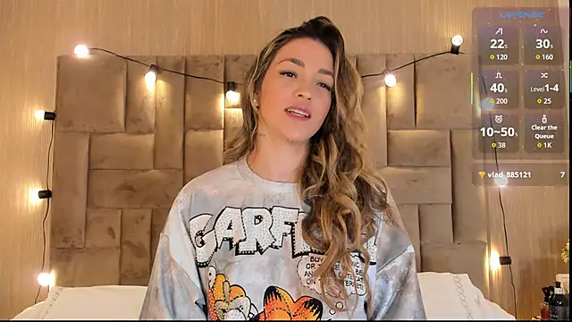 ClaradelMar online show from November 15, 10:30 am