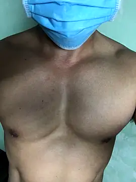 Huynh-duc-huy online show from December 17, 7:57 am