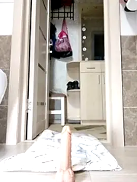 N i k o l a u online show from April 10, 2:46 pm