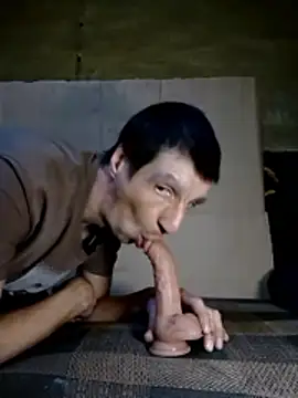 N i k o l a u online show from February 25, 1:44 pm