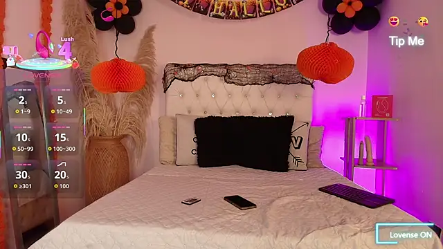 Snapshot of AmelieAndAce chatting on November 1, 12:54 pm AmelieAndAce online show from November 1, 12:54 pm