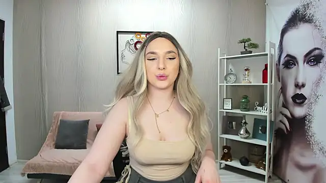 JaquelinLaurent online show from March 18, 8:32 pm