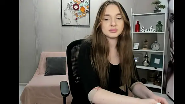 JaquelinLaurent online show from December 5, 9:34 pm