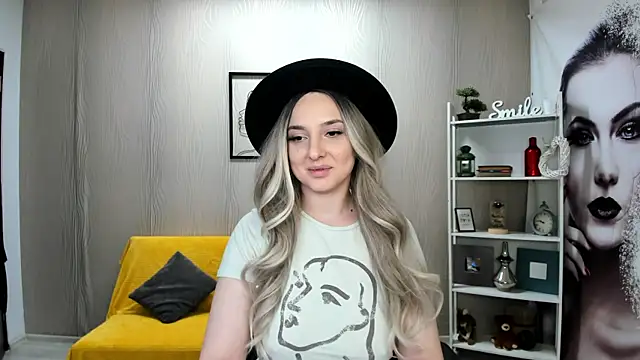 Snapshot of JaquelinLaurent chatting on September 30, 6:47 pm JaquelinLaurent online show from September 30, 6:47 pm