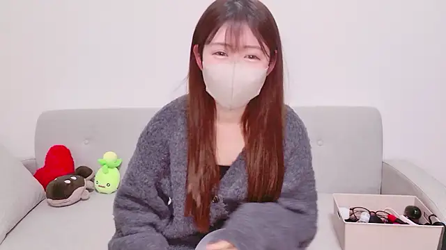 Snapshot of ena_7 chatting on February 26, 3:23 pm ena 7 online show from February 26, 3:23 pm