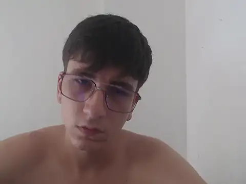 younewmaster online show from May 15, 9:46 pm