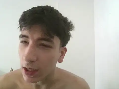 younewmaster online show from September 22, 6:47 pm