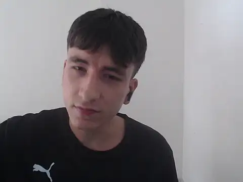 younewmaster online show from November 24, 8:53 pm