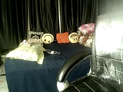 Anaconda-Mall online show from December 13, 8:04 pm