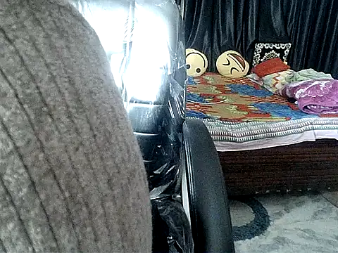 Anaconda-Mall online show from November 11, 6:14 pm