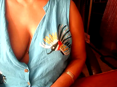 Snapshot of Anaconda-Mall chatting on June 25, 4:34 pm Anaconda-Mall online show from June 25, 4:34 pm