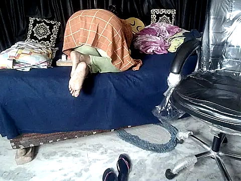 Anaconda-Mall online show from November 23, 6:29 pm