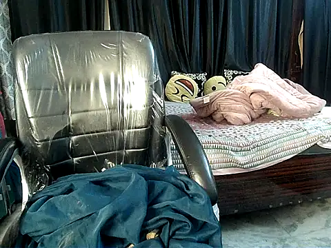 Anaconda-Mall online show from February 23, 7:36 pm