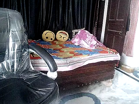 Anaconda-Mall online show from November 13, 5:39 pm