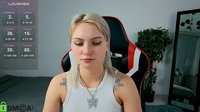 Cameronlovely  online show from September 30, 8:42 am