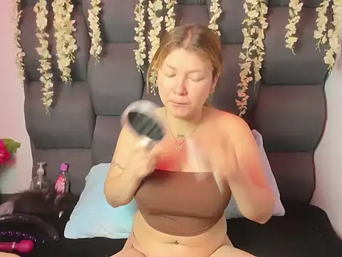 JuliettaRousse69 online show from November 13, 12:31 pm