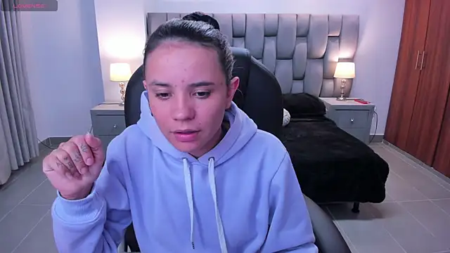 Celestee rain online show from September 25, 5:24 am