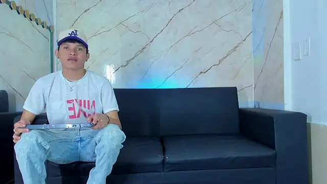 Snapshot of jeremytonner chatting on September 13, 7:58 pm jeremytonner online show from September 13, 7:58 pm