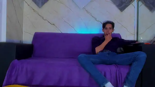 jeremytonner online show from February 20, 4:09 am