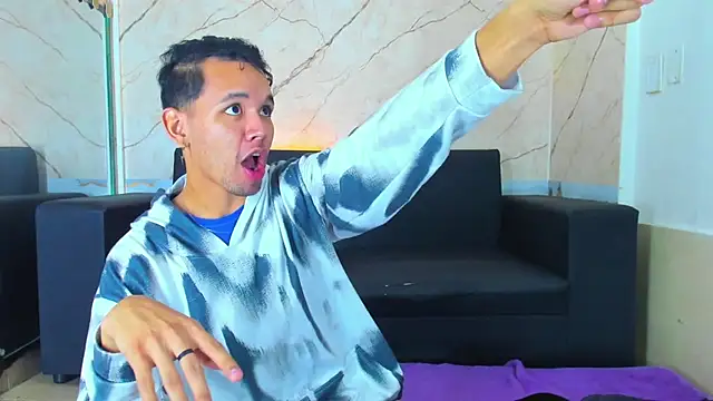 jeremytonner online show from November 6, 3:43 am