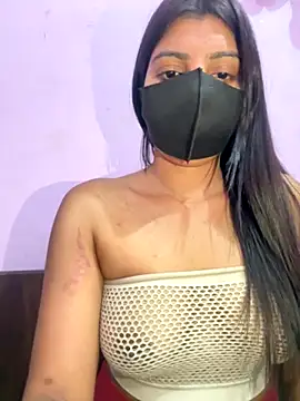 Snapshot of _01ruhi chatting on December 1, 7:04 pm 01ruhi online show from December 1, 7:04 pm