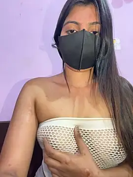 Snapshot of _01ruhi chatting on October 26, 10:15 am 01ruhi online show from October 26, 10:15 am