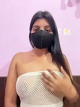 Snapshot of _01ruhi chatting on September 28, 6:26 pm  01ruhi online show from September 28, 6:26 pm