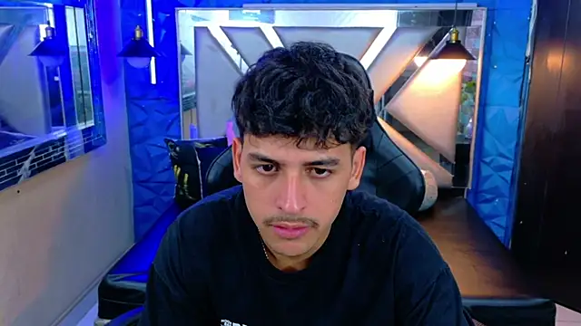 Snapshot of Alan_Del_Reyx chatting on October 3, 7:37 pm Alan Del Reyx online show from October 3, 7:37 pm