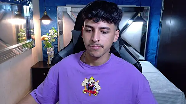 Snapshot of Alan_Del_Reyx chatting on February 22, 10:00 pm Alan Del Reyx online show from February 22, 10:00 pm