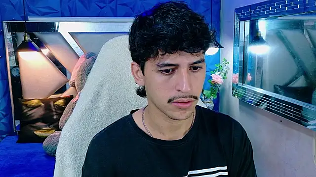 Snapshot of Alan_Del_Reyx chatting on January 8, 4:40 am Alan Del Reyx online show from January 8, 4:40 am