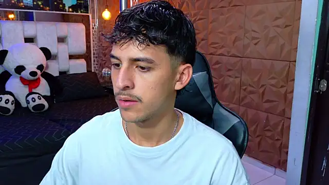 Snapshot of Alan_Del_Reyx chatting on September 30, 4:40 am Alan Del Reyx online show from September 30, 4:40 am