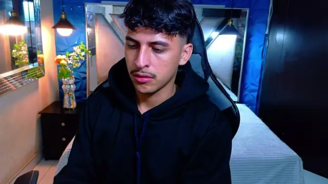 Snapshot of Alan_Del_Reyx chatting on February 25, 1:39 am Alan Del Reyx online show from February 25, 1:39 am